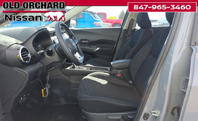 Used 2023 Nissan Kicks SV FWD image 6