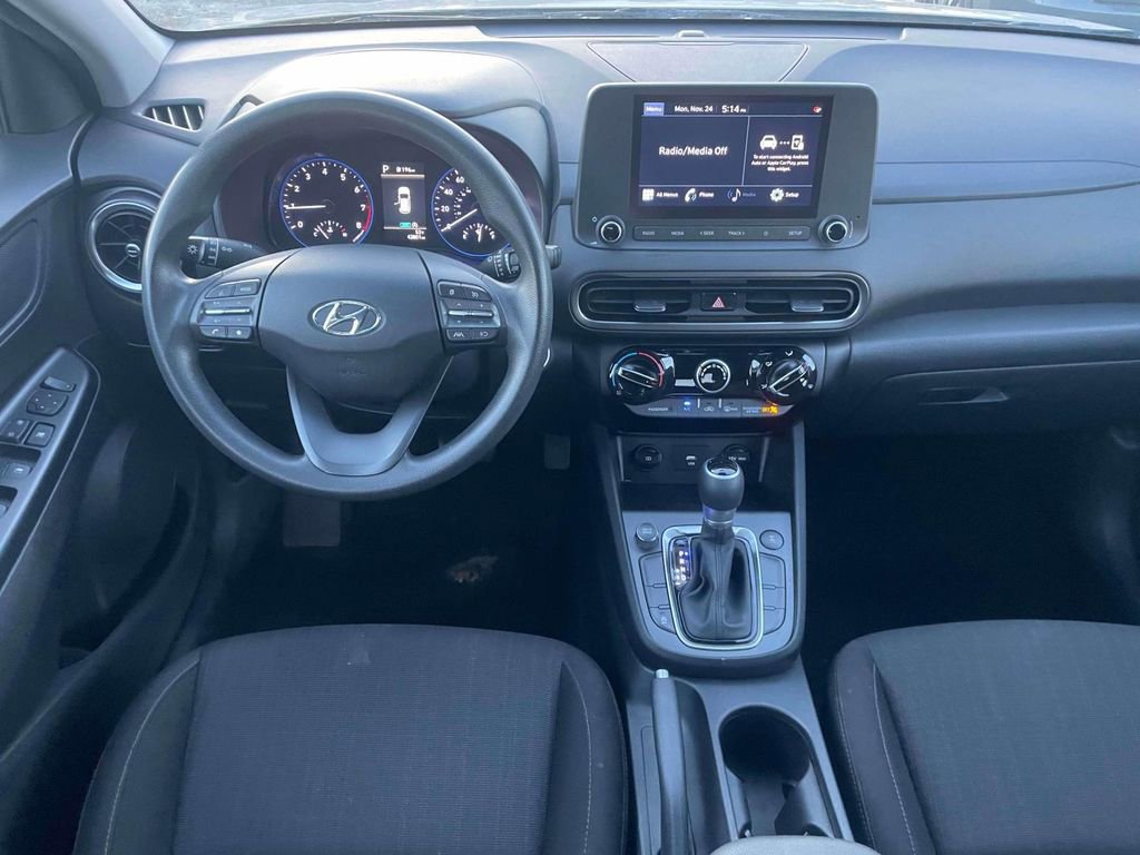 Used 2022 Hyundai Kona SEL image 13