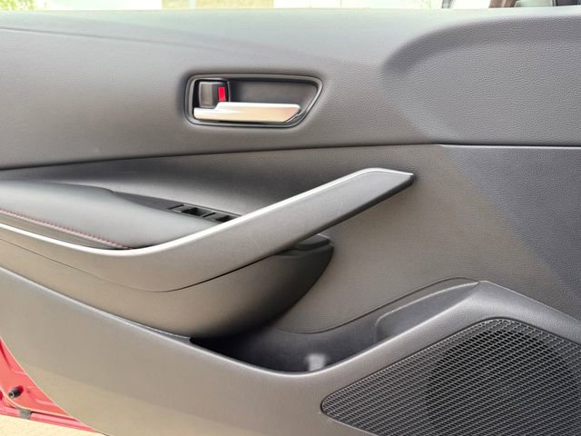 Used 2025 Toyota Corolla SE image 25