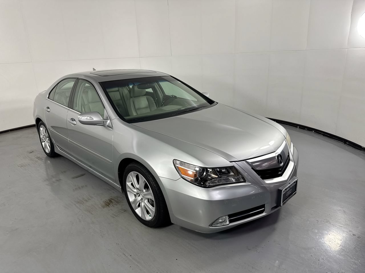 Used 2010 Acura RL AWD/4WD image 5