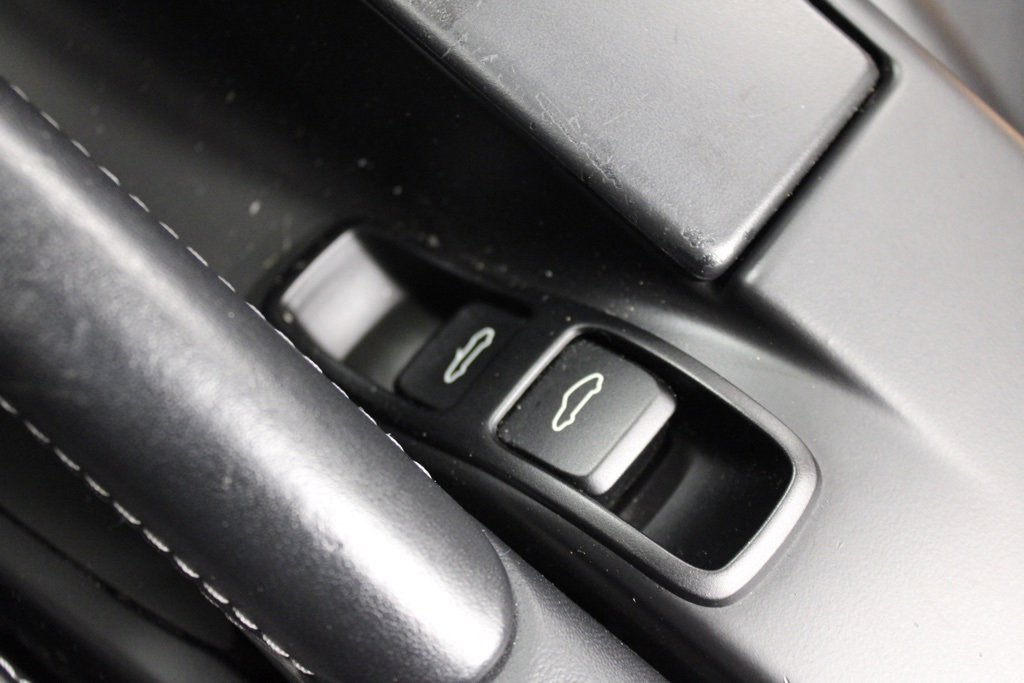 Used 2012 Porsche 911 Carrera S image 31