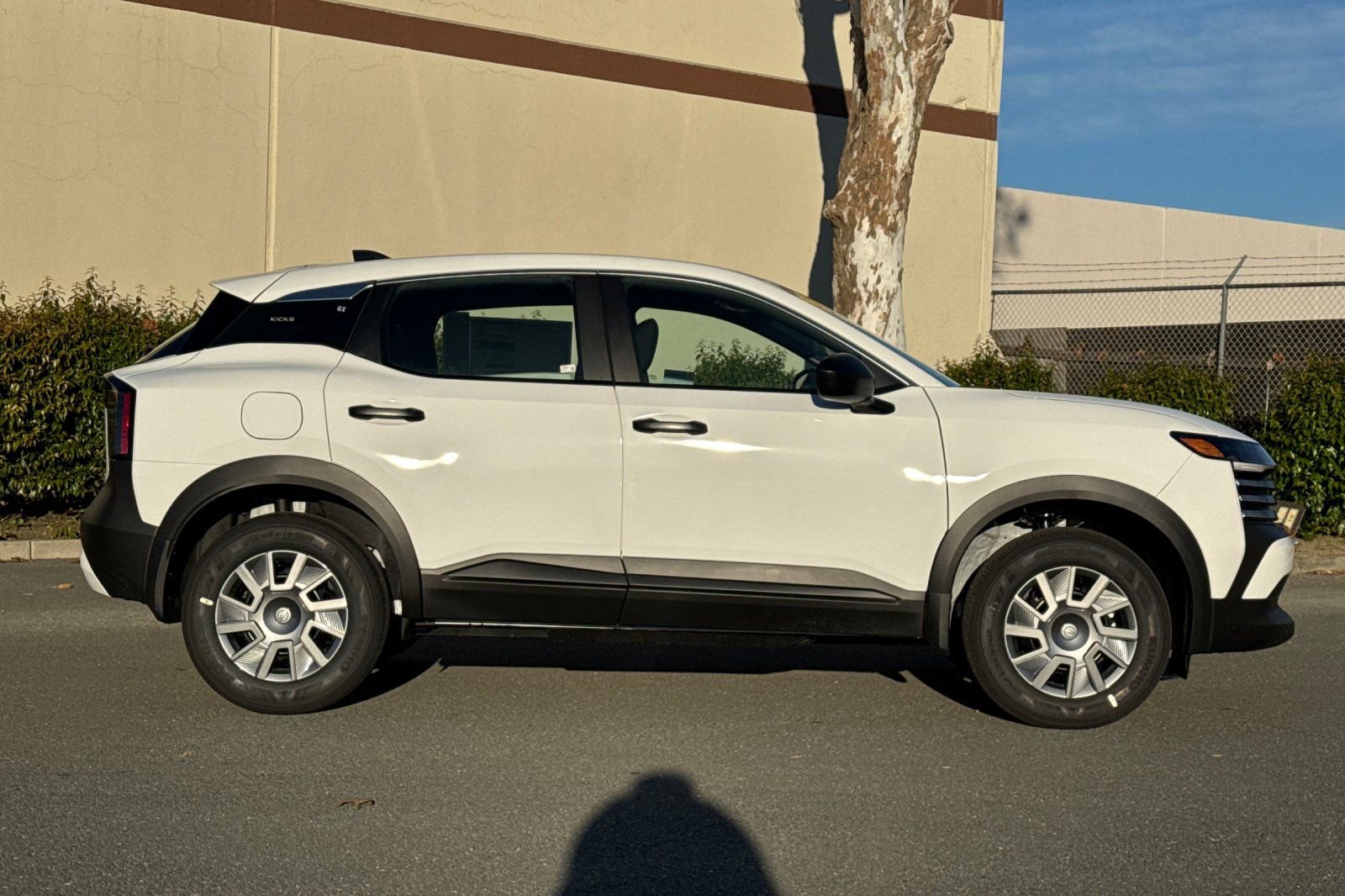 New 2026 Nissan Kicks S image 3