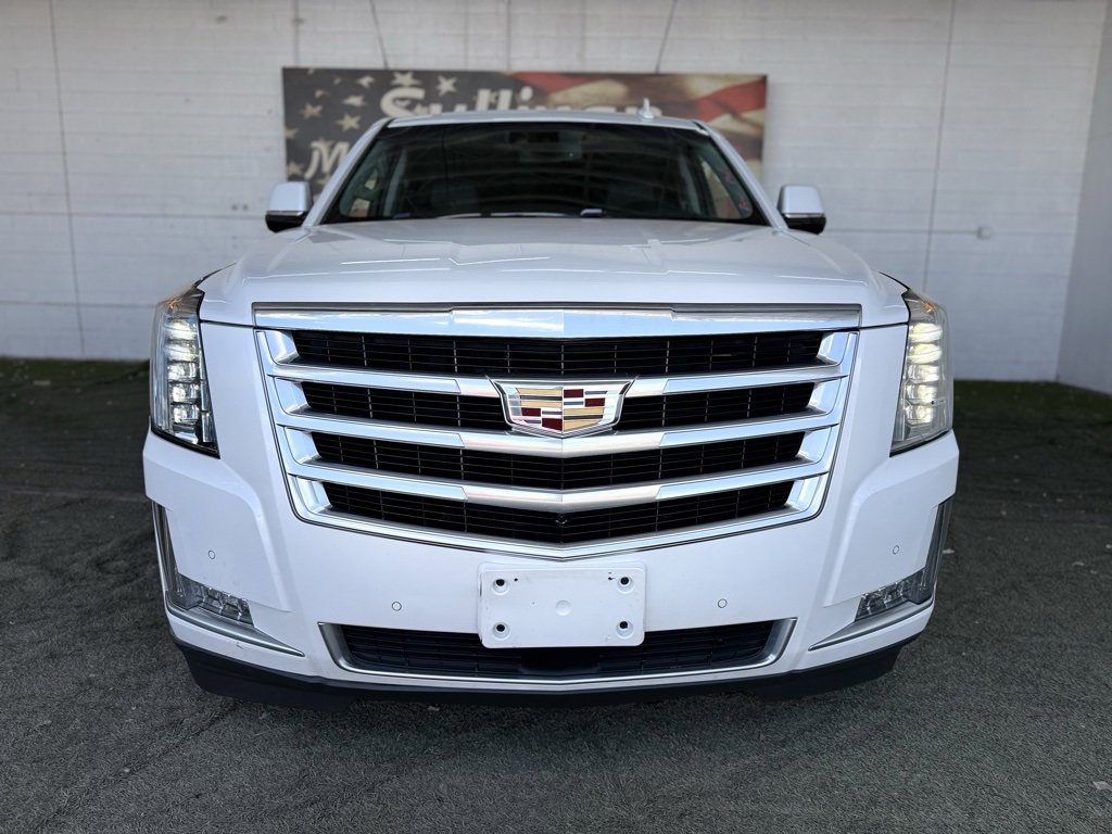 Used 2016 Cadillac Escalade ESV Premium image 6