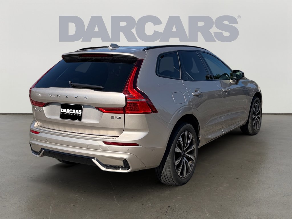 Certified 2024 Volvo XC60 B5 Plus w/ Protection Package Premier AWD/4WD image 7