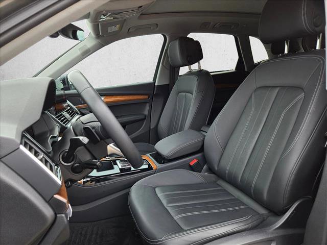 Used 2023 Audi Q5 2.0T Premium Plus w/ Premium Plus Package image 17