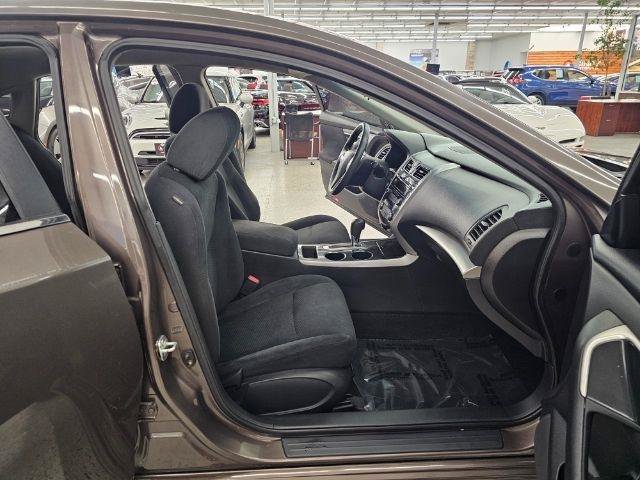 Used 2014 Nissan Altima 2.5 FWD image 10