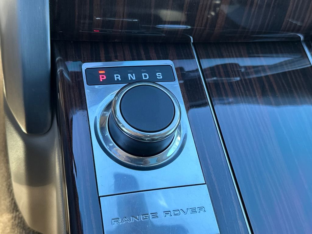 Used 2016 Land Rover Range Rover HSE image 26
