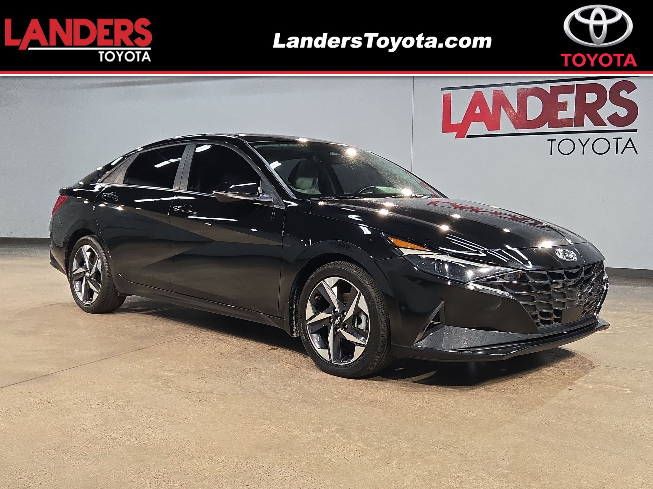 Used 2023 Hyundai Elantra Limited FWD image 1