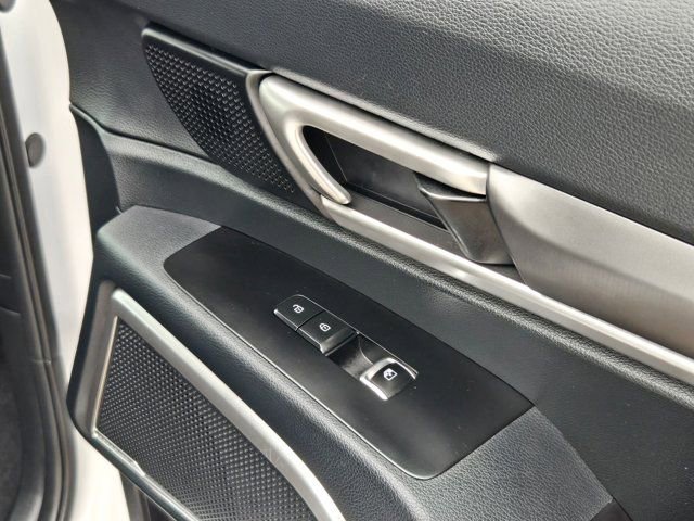 Used 2025 Kia Telluride S image 29