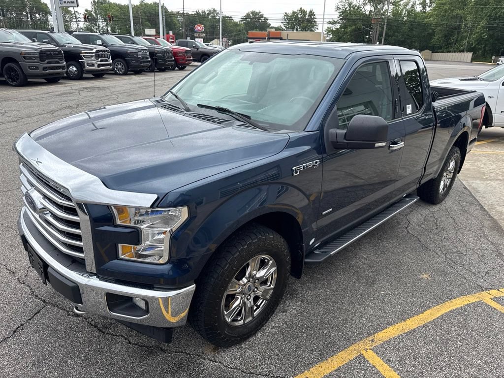 Used 2017 Ford F150 XLT w/ Equipment Group 302A Luxury AWD/4WD image 10