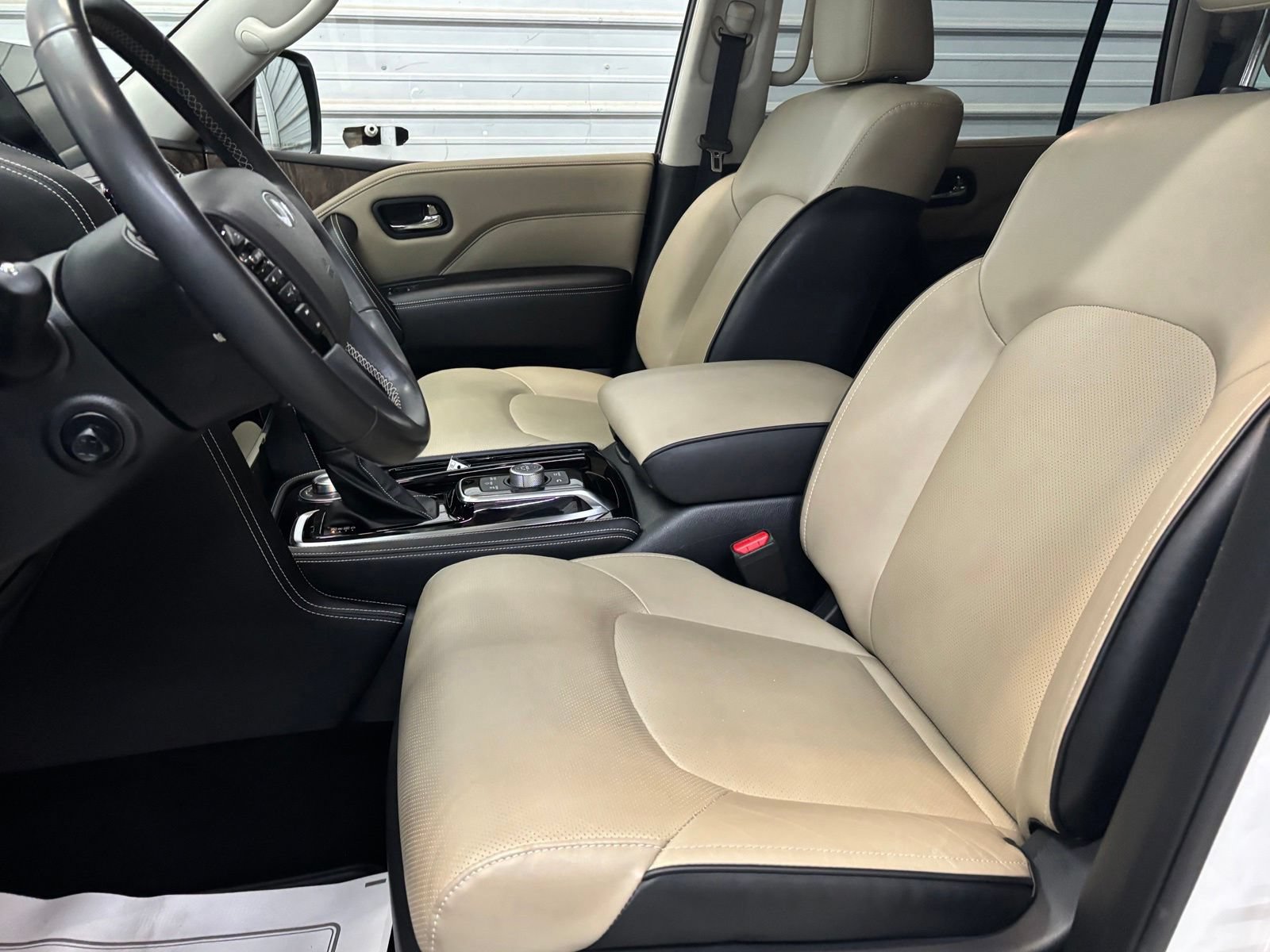 Used 2023 INFINITI QX80 Premium Select w/ Cargo Package AWD/4WD image 8