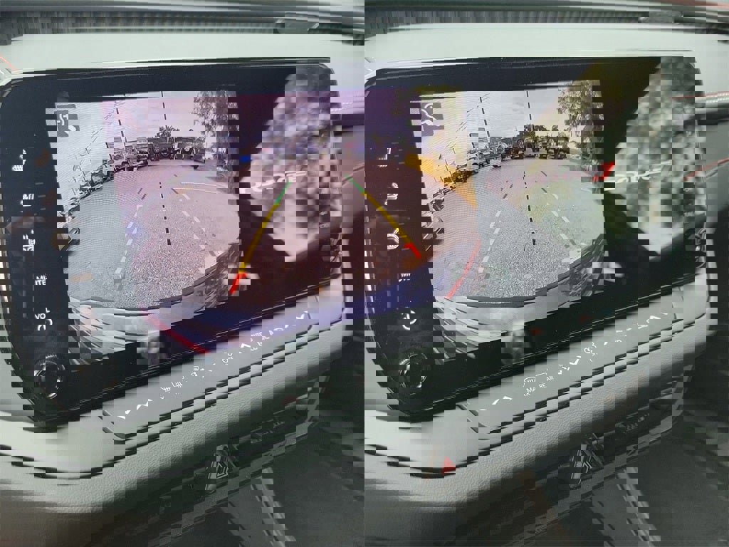 Used 2025 Dodge Charger Daytona Scat Pack w/ Track Pack image 34