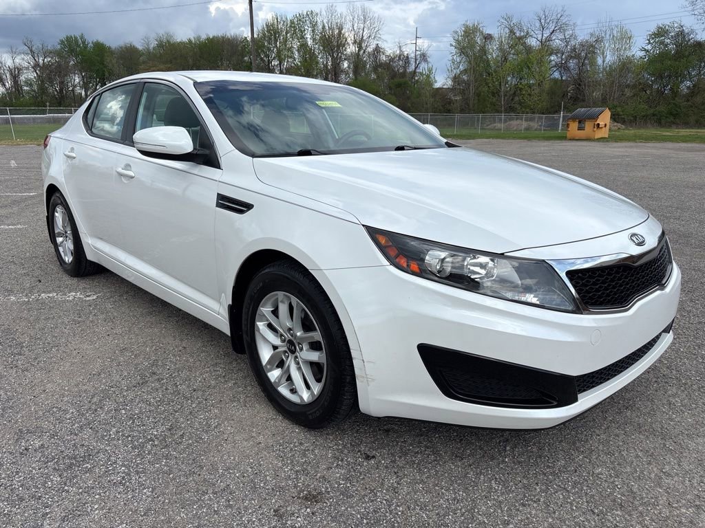 Used 2011 Kia Optima LX w/ Convenience Pkg image 1
