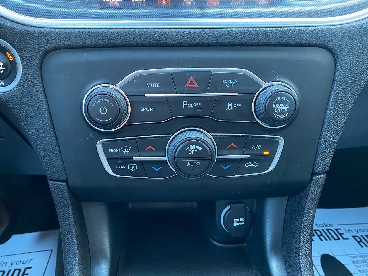 Used 2018 Dodge Charger R/T image 24