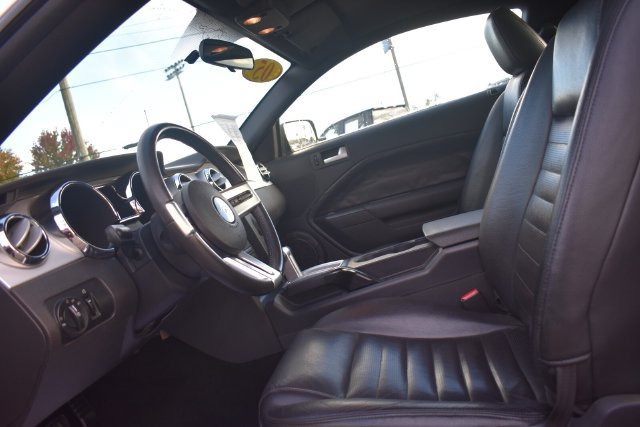 Used 2005 Ford Mustang GT Premium RWD image 20