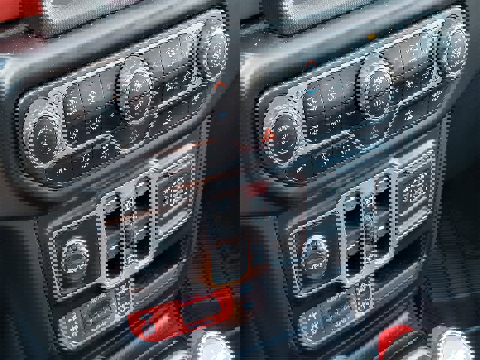 Used 2022 Jeep Wrangler Unlimited Rubicon w/ Xtreme Recon 35" Tire Package image 17