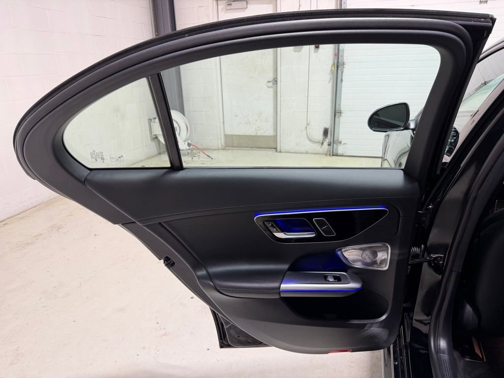 Used 2024 Mercedes-Benz C 300 4MATIC Sedan image 34