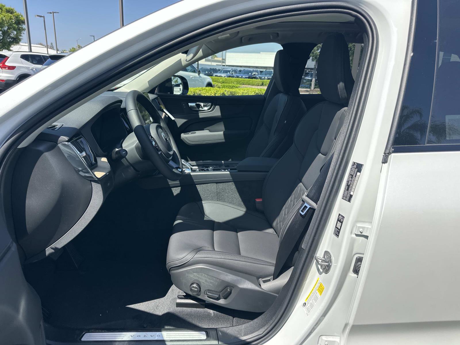 New 2026 Volvo XC60 B5 Plus w/ Climate Package AWD/4WD image 13