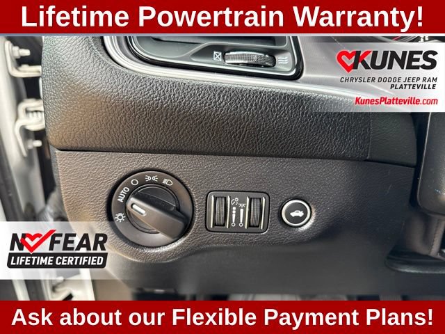 Used 2019 Dodge Challenger SXT RWD image 20