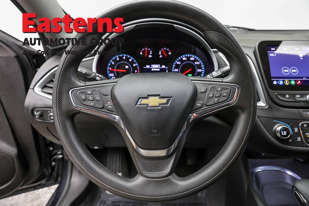 Used 2023 Chevrolet Malibu LT FWD image 12