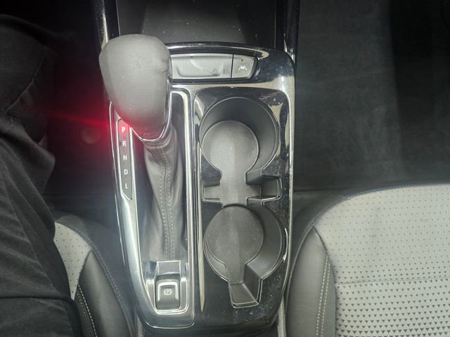 Used 2025 Chevrolet Trax LT w/ LT Convenience Package FWD image 10