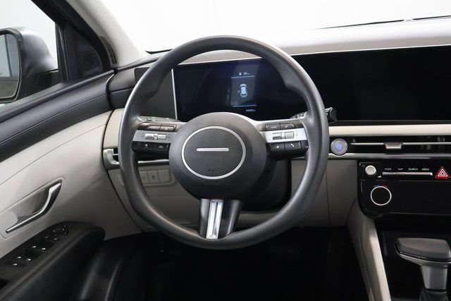 Used 2025 Hyundai Tucson SEL AWD/4WD image 12