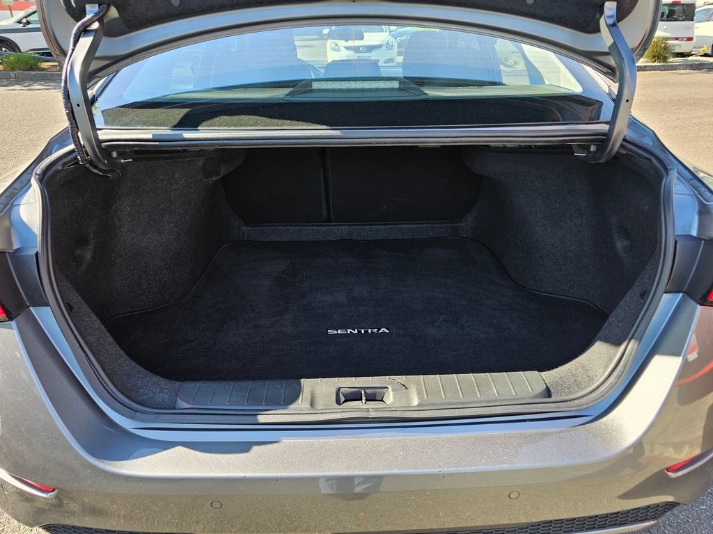 Used 2023 Nissan Sentra SV FWD image 11