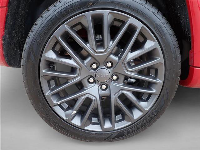 Used 2022 Jeep Compass Limited w/ (RED) Package image 7