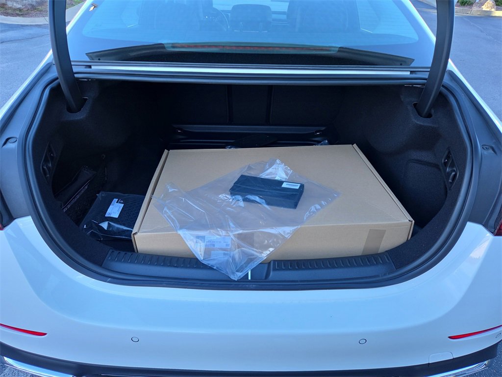 New 2026 Mercedes-Benz E 350 4MATIC Sedan image 14