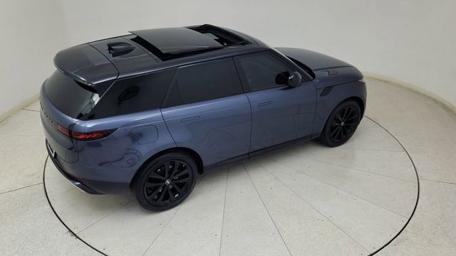Used 2025 Land Rover Range Rover Sport SE image 86