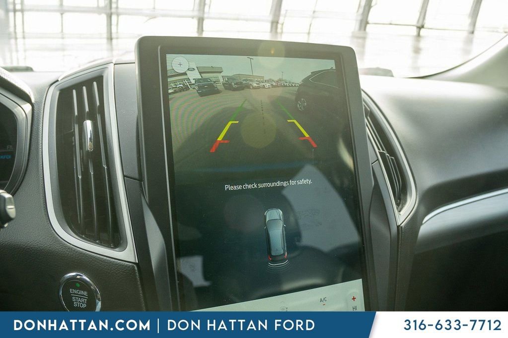Used 2022 Ford Edge SEL image 8