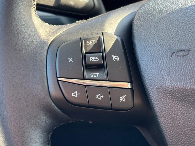 New 2026 Ford Maverick XLT w/ XLT Luxury Package FWD image 19