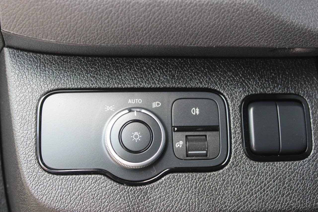 Used 2026 Mercedes-Benz Sprinter 2500 image 29