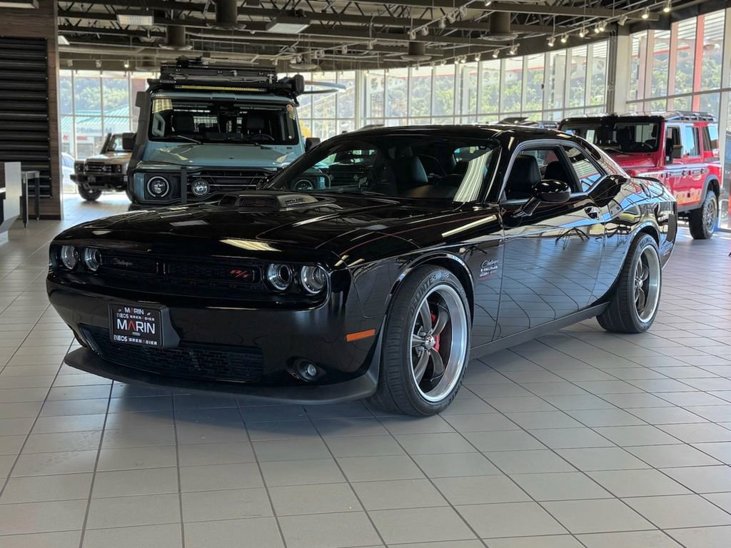 Used 2021 Dodge Challenger R/T w/ Plus Package image 2