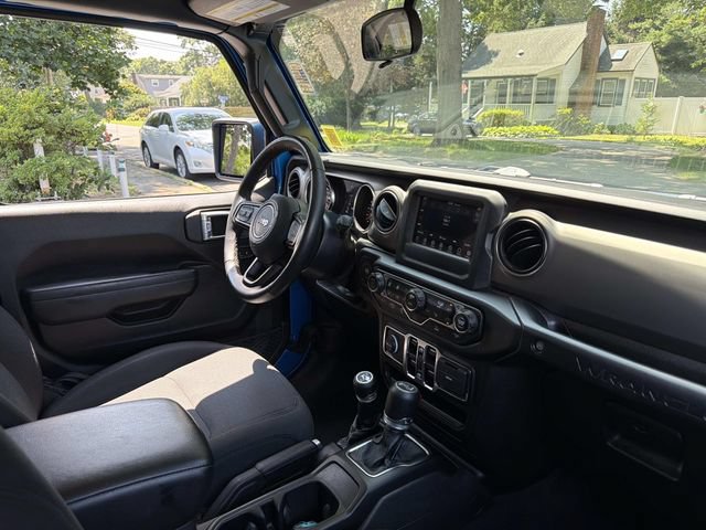 Used 2022 Jeep Wrangler Unlimited Sport AWD/4WD image 12
