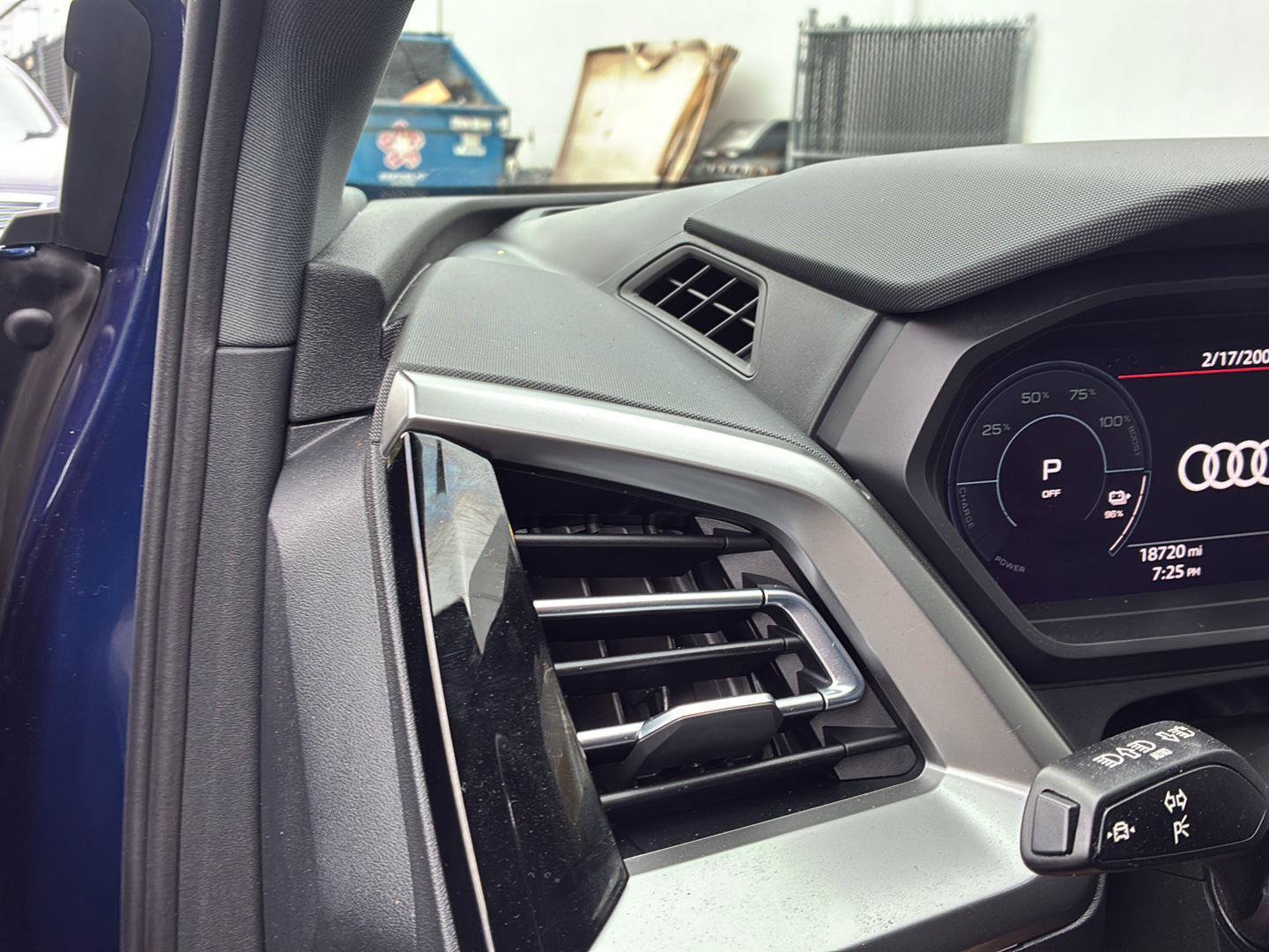Used 2023 Audi Q4 e-tron Prestige w/ 20" Wheel Package AWD/4WD image 34