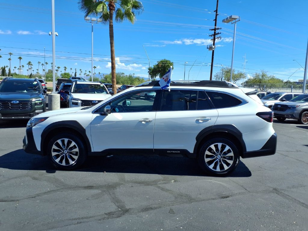 Used 2024 Subaru Outback Touring AWD/4WD image 14