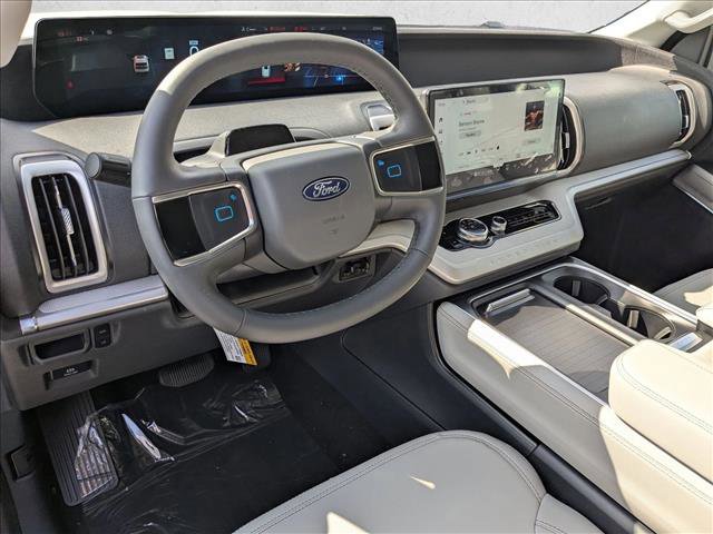 New 2025 Ford Expedition Max Active image 3