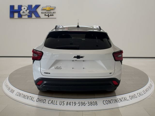 New 2026 Chevrolet Trax LT w/ Driver Confidence Package FWD image 5