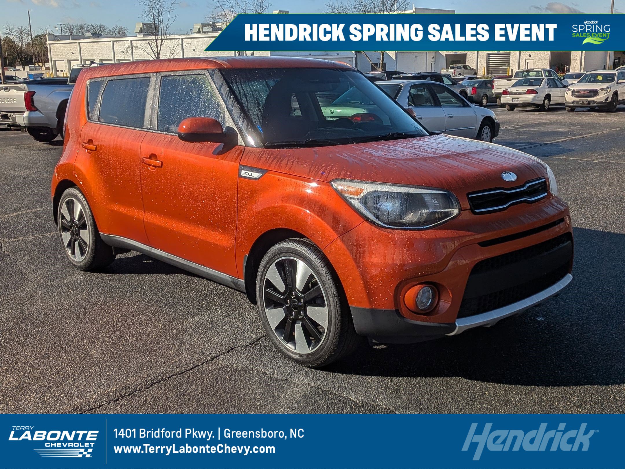 Used 2018 Kia Soul + image 1