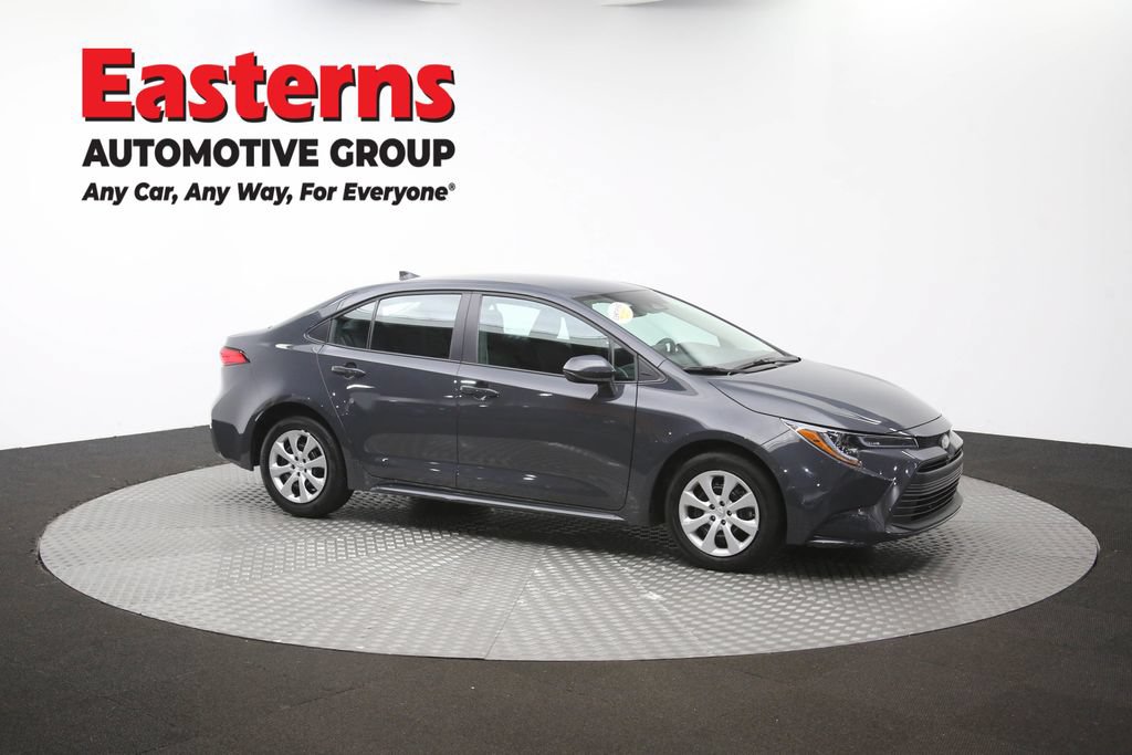 Used 2026 Toyota Corolla LE FWD image 46