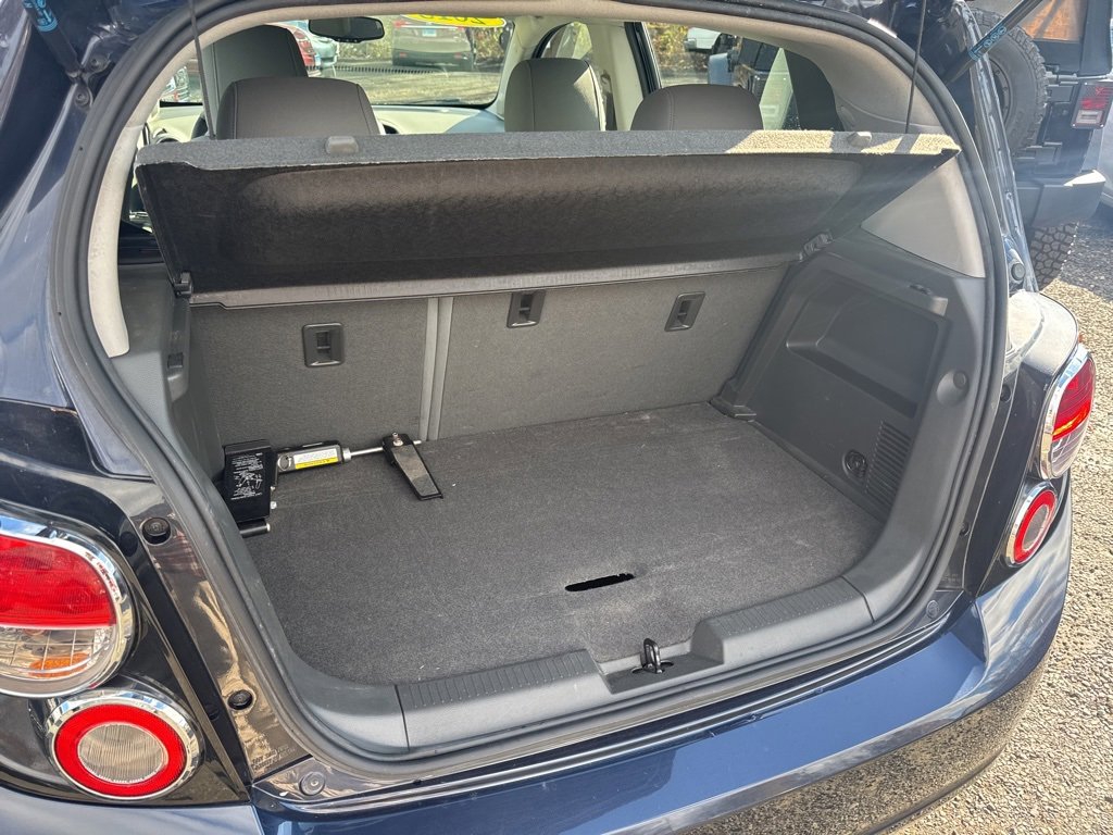 Used 2015 Chevrolet Sonic LT image 34