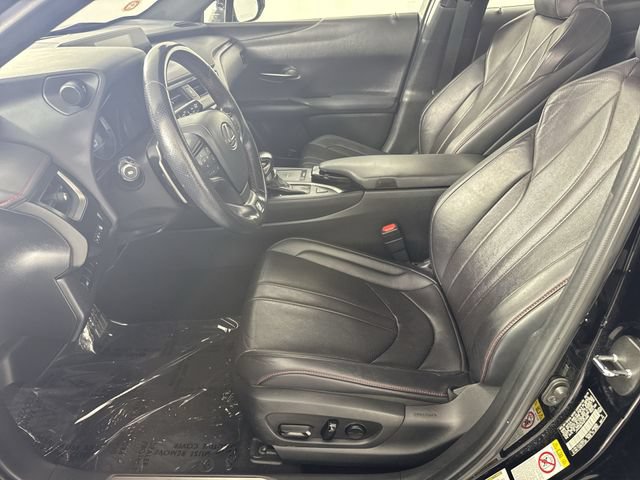 Used 2019 Lexus UX 200 F Sport FWD image 4