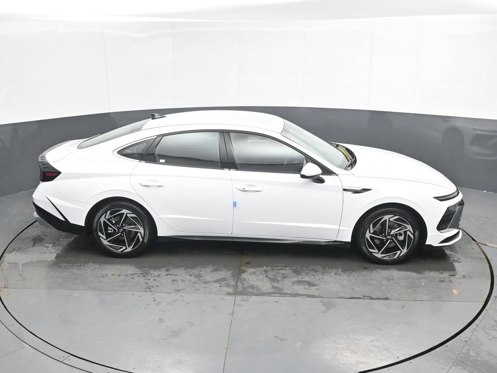 New 2026 Hyundai Sonata SEL AWD/4WD image 13