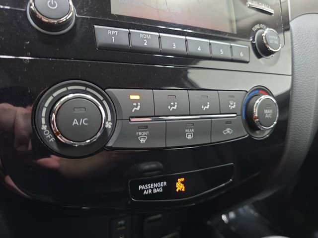 Used 2014 Nissan Rogue S AWD/4WD image 22
