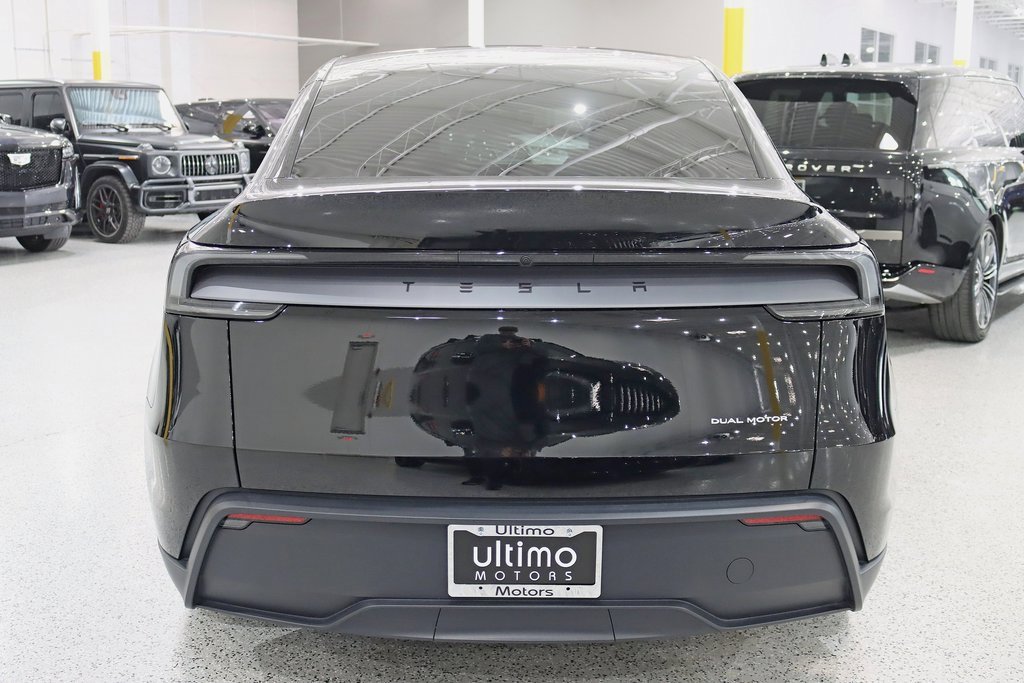 Used 2026 Tesla Model Y AWD image 13