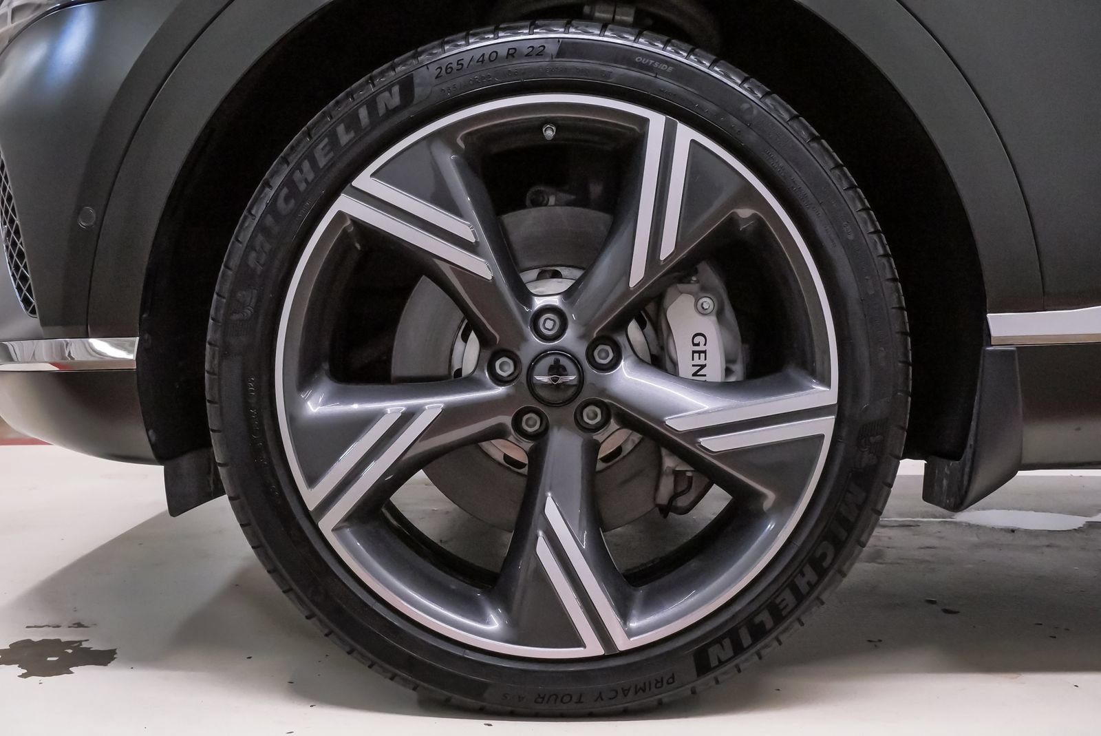 Certified 2025 Genesis GV80 2.5T Prestige AWD/4WD image 35