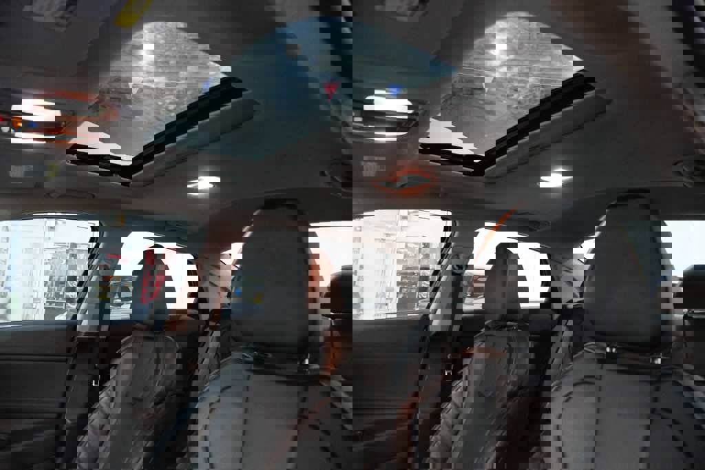 Used 2024 Hyundai Elantra Limited image 33