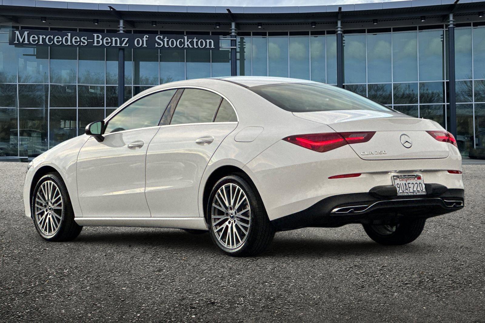 Certified 2025 Mercedes-Benz CLA 250 image 6