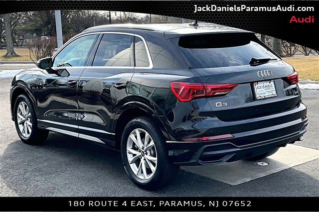 Used 2025 Audi Q3 2.0T Premium w/ Convenience Package image 10